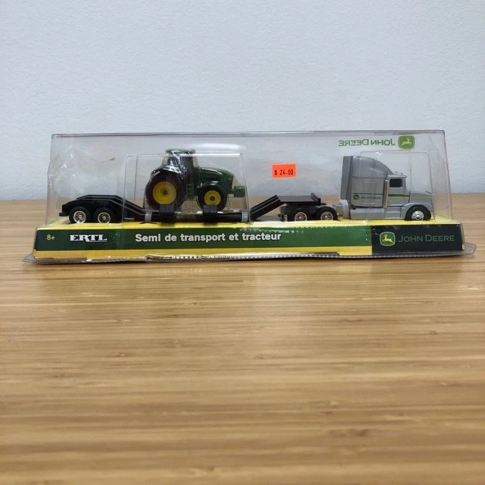 ERTL John Deere Hauler Semi and Tractor 1/64 Kids Silver Green 37382 Diecast